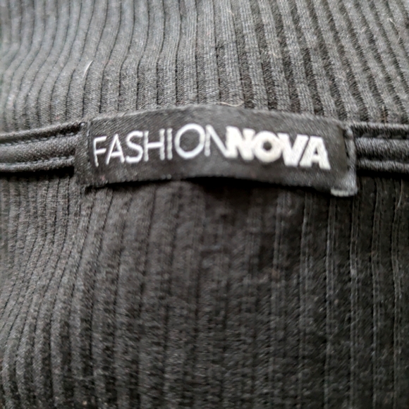 Black Ruched Long Sleeve Top - Picture 8 of 10